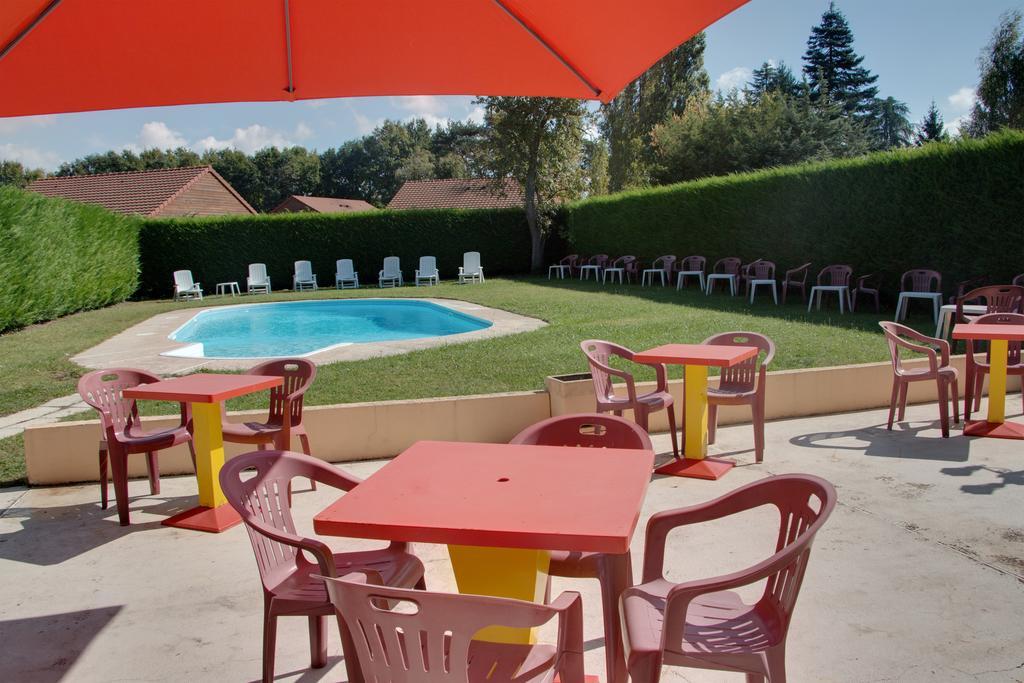 Le Chalet De La Foret Hotel 3 Etoiles Et Restaurant Vierzon Ngoại thất bức ảnh