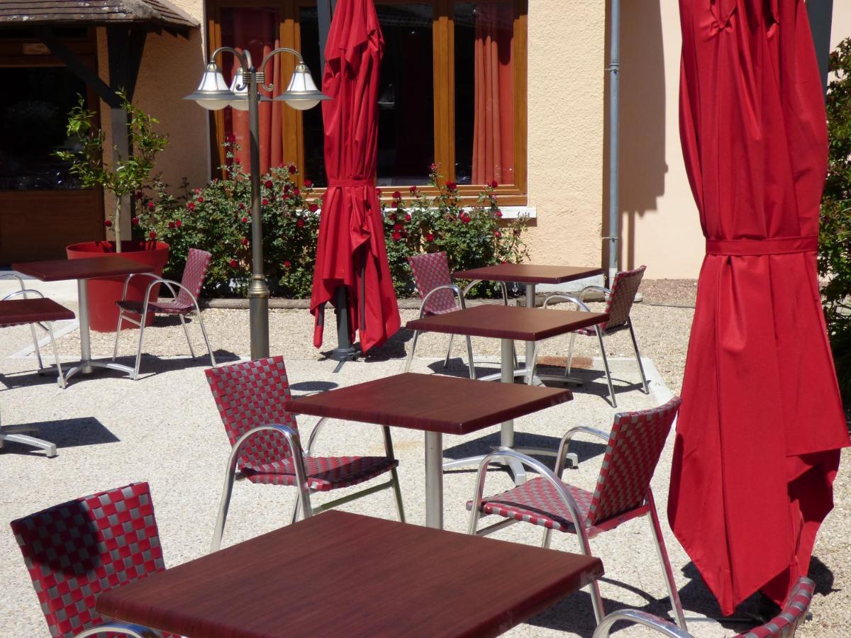 Le Chalet De La Foret Hotel 3 Etoiles Et Restaurant Vierzon Ngoại thất bức ảnh